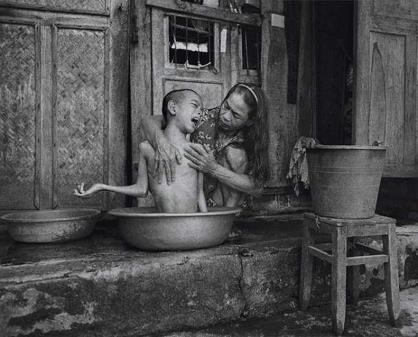 James Natchwey. Sulla fotografia del dolore e le lacrime dei vinti